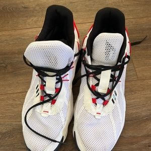 Adidas Mens Basketball Shoe